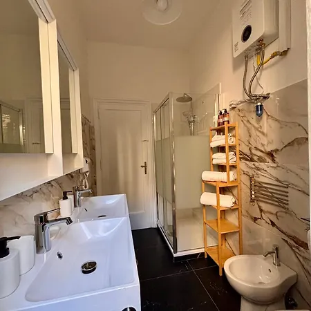 Apartament The Place Strozzi Rzym